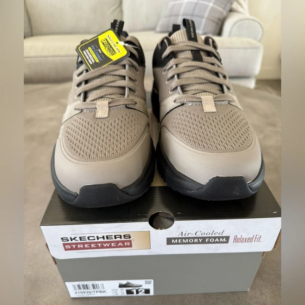 NIB/NWT Men’s Skechers Black and Taupe Walking Sneakers. - Picture 9 of 16